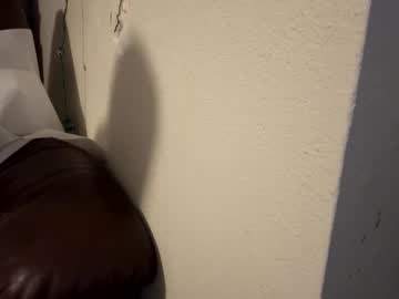 Ilikecatsandtea Chaturbate stream image from January 07, 2025