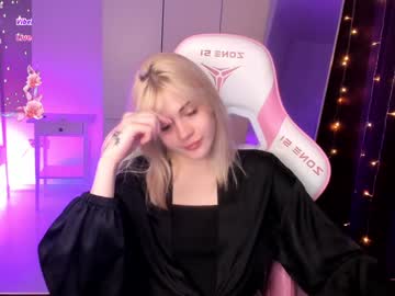 Candyhannah Chaturbate stream image from January 07, 2025