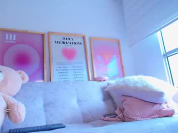 Rosetteduvall_ Chaturbate stream image from January 07, 2025