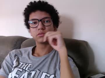 Brocklow Chaturbate stream image from January 07, 2025