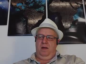 Para3214 Chaturbate stream image from January 07, 2025