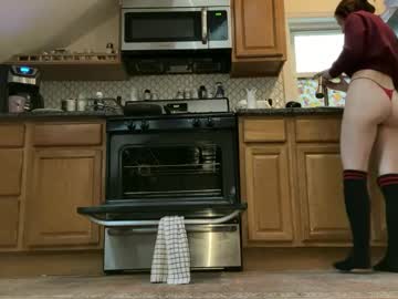 Lettylechery Chaturbate stream image from January 07, 2025