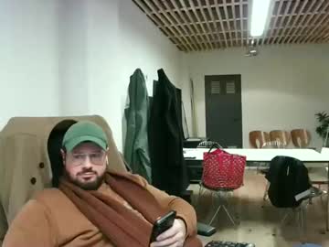 Sky_Walker69 Chaturbate stream image from January 07, 2025