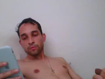 Jovenvergonguapo09 Chaturbate stream image from January 07, 2025