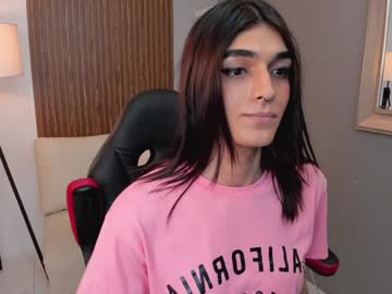Pauly_Dolll Chaturbate stream image from January 07, 2025