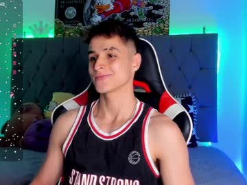 Thomklein Chaturbate stream image from January 07, 2025
