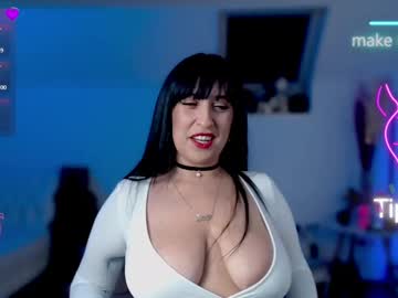 Carolak Chaturbate stream image from January 07, 2025