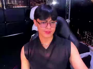 Damian_16cm Chaturbate stream image from January 07, 2025