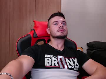 Blueeyeboy0 Chaturbate stream image from January 07, 2025