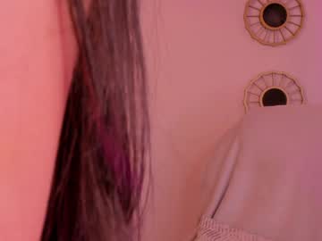 Gorgeous_Brunette Chaturbate stream image from January 07, 2025