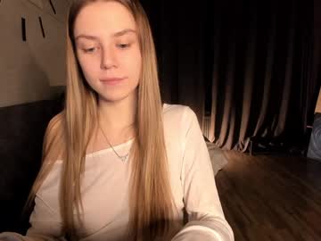 1i1ypa1mer Chaturbate stream image from January 07, 2025