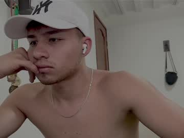 Dimoyag10 Chaturbate stream image from January 07, 2025