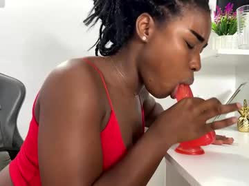 Sara_Muscle Chaturbate stream image from January 07, 2025