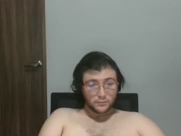 Ghardh3 Chaturbate stream image from January 07, 2025