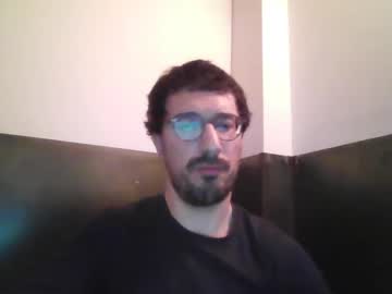 Johnparis7575 Chaturbate stream image from January 07, 2025