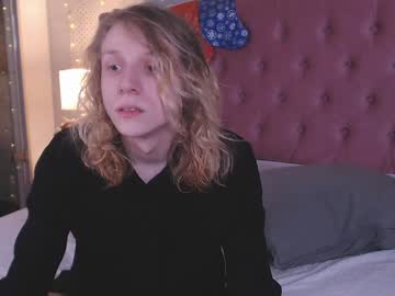 Nellystarrr Chaturbate stream image from January 07, 2025
