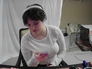 Popaspuppy Chaturbate stream image from January 07, 2025