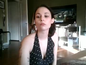 Bette_Davis_Eyes Chaturbate stream image from January 08, 2025