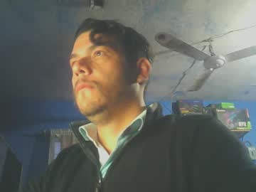 Chocheman31 Chaturbate stream image from January 08, 2025