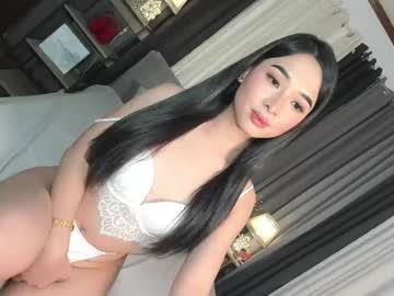 Hannahriches Chaturbate stream image from January 08, 2025