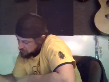 Mathydonaski Chaturbate stream image from January 08, 2025