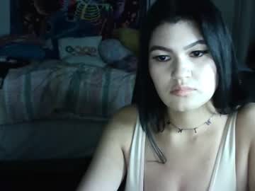 Nikkikittyx3 Chaturbate stream image from January 08, 2025
