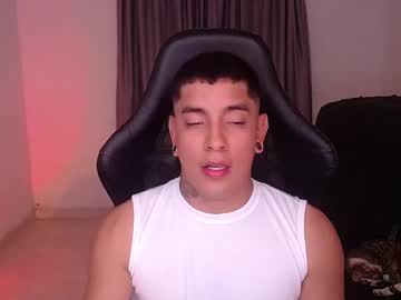 Saenz_Hotx Chaturbate stream image from January 08, 2025