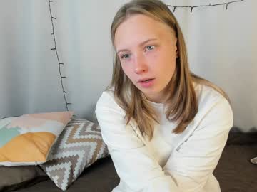 Bubblebbb Chaturbate stream image from January 08, 2025