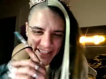Cmoan3y Chaturbate stream image from January 08, 2025