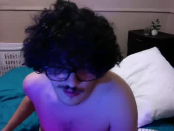 B8torbro Chaturbate stream image from January 08, 2025