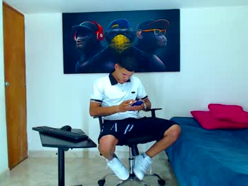 Jeffer21_Hot Chaturbate stream image from January 08, 2025