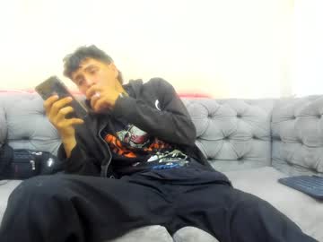 Xanxz Chaturbate stream image from January 08, 2025