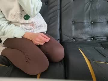 Realanallovers Chaturbate stream image from January 08, 2025