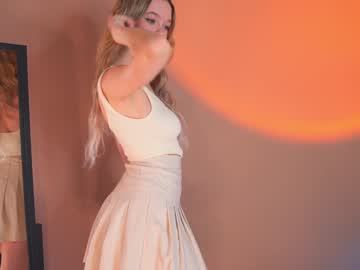 Tessarosse_ Chaturbate stream image from January 08, 2025