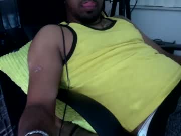 9inchhammer Chaturbate stream image from January 08, 2025