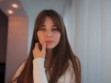 Monicca_ Chaturbate stream image from January 08, 2025