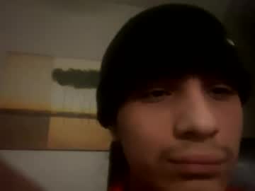 Thesmollboi Chaturbate stream image from January 08, 2025