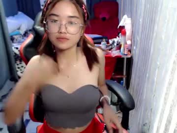 Urlovelychinita Chaturbate stream image from January 08, 2025