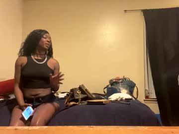 Sashaamonrooe Chaturbate stream image from January 08, 2025