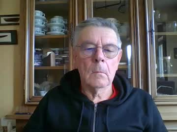 Mururoa35 Chaturbate stream image from January 08, 2025