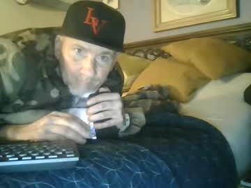 Pierce702702 Chaturbate stream image from January 08, 2025