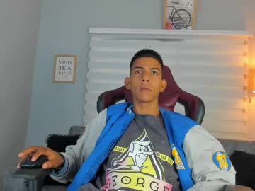 Thommy_Max Chaturbate stream image from January 08, 2025