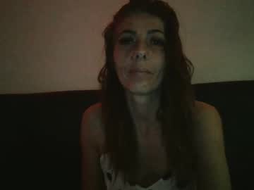 Danielle_Sellena Chaturbate stream image from January 08, 2025