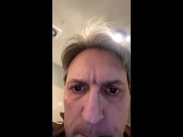 Icums4u Chaturbate stream image from January 08, 2025