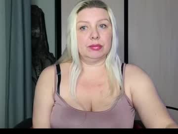 Luxury_White Chaturbate stream image from January 08, 2025