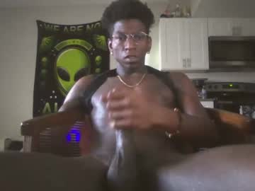 Kingnazo12 Chaturbate stream image from January 08, 2025