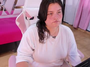 Ninaoz Chaturbate stream image from January 08, 2025