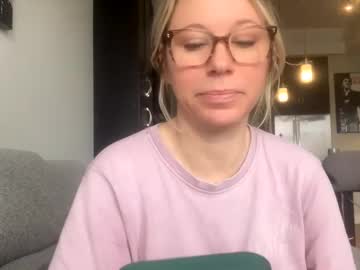 Texas_Blonde Chaturbate stream image from January 08, 2025