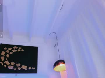 Im_Shannon_44 Chaturbate stream image from January 08, 2025