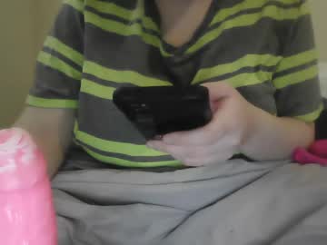 Alexvines Chaturbate stream image from January 08, 2025